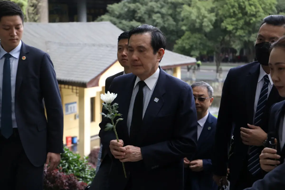 Leaders' Move:  เดือน เม.ย.ไม่ถูกโฉลกผู้นำหญิง! 2 นายกฯดังพ้นตำแหน่ง