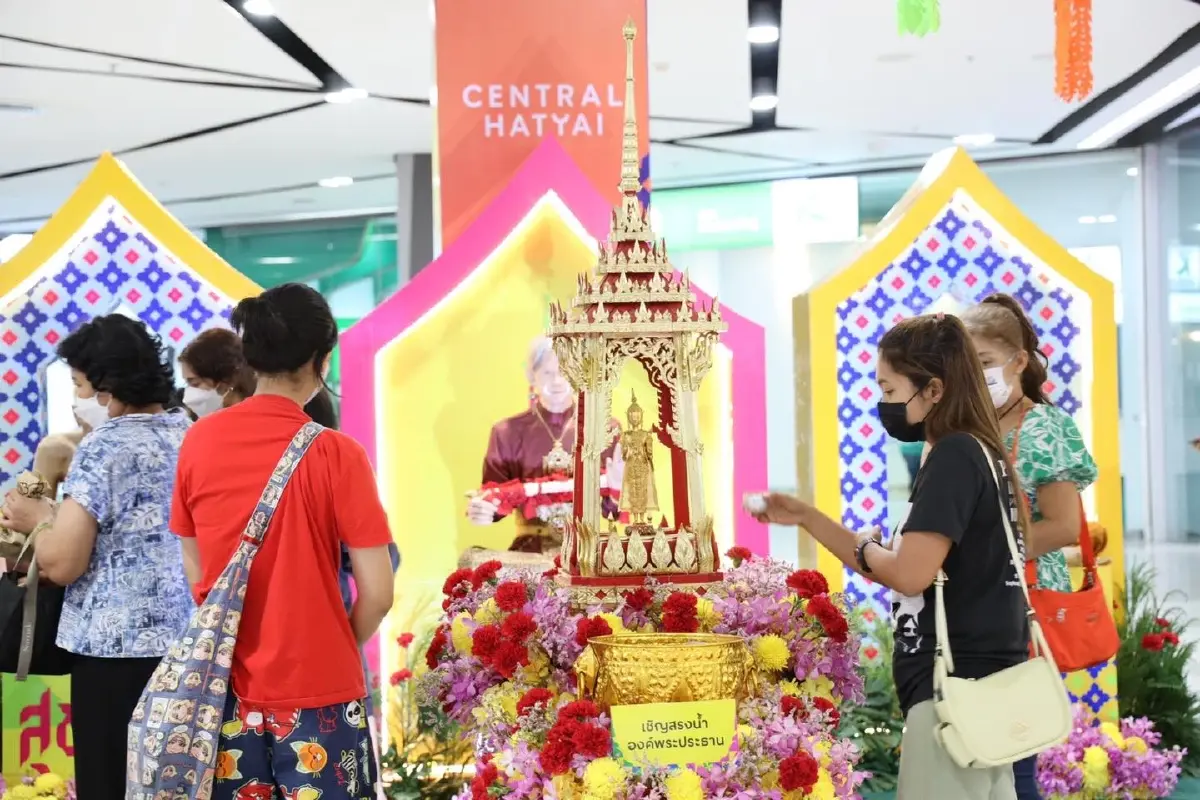 ส่อง4พื้นที่จัด‘สงกรานต์’เล่นสาดน้ำในศูนย์การค้าสุดอะเมซิ่ง