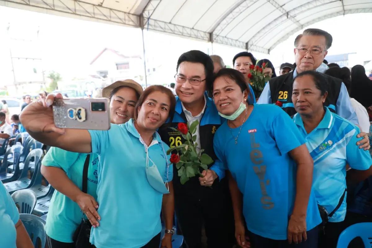 “จุรินทร์”ปราศรัยปลุกคนสุราษฎร์ เลือกประชาธิปัตย์ยกจังหวัด