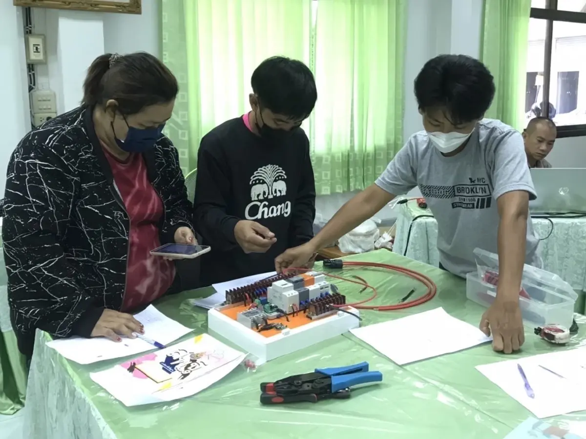 รมว.แรงงาน ส่งอธิบดีบุปผา ลงพื้นที่อุตรดิตถ์