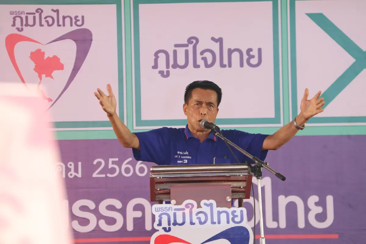 "อนุทิน" บุกนครพนมลั่นภท.มีนายกฯคนเดียว หยุดเชื่อบางพรรค -ปัดบิ๊กดีลปี62