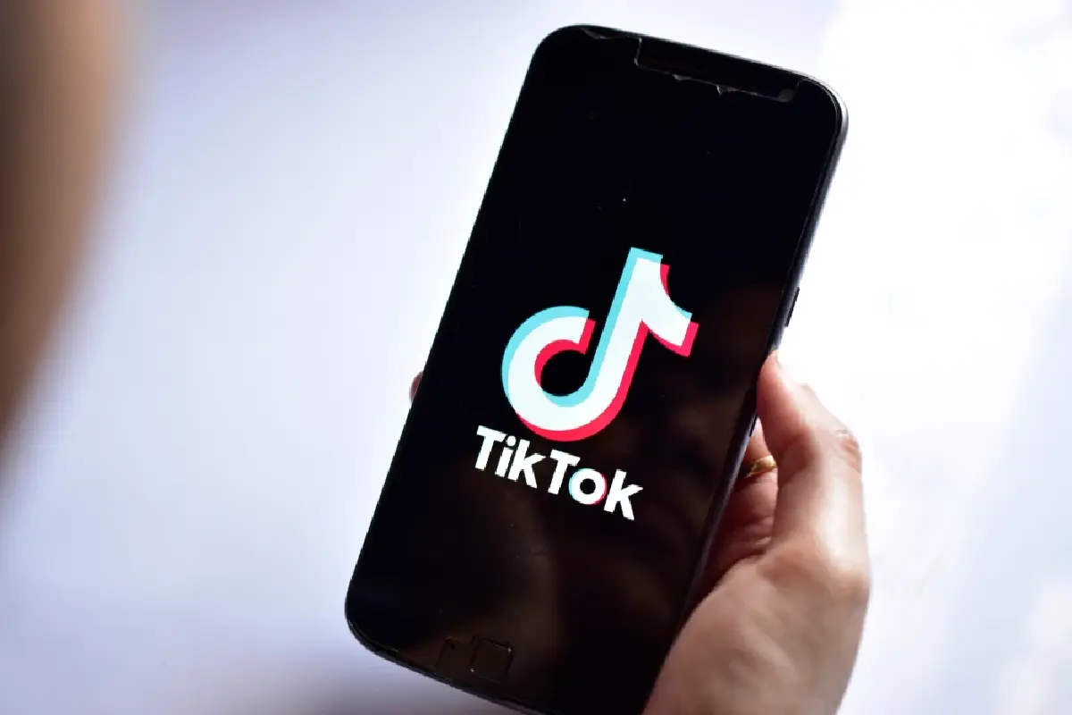 ไทยเสพข่าวจาก TikTok มากสุดในโลก! สื่อนอกชี้ อย่าหวังให้คนรุ่นใหม่อ่านมากกว่าดู