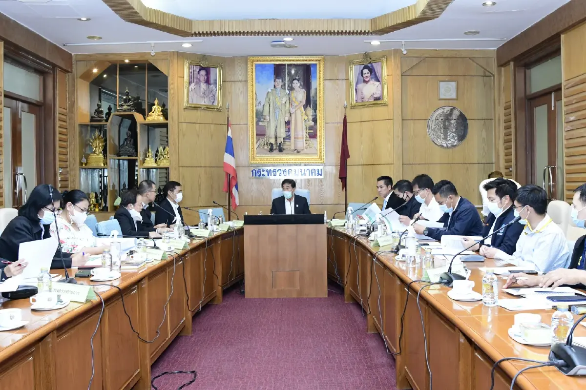 'คมนาคม' ผุดไอเดียกล้องติดตัวเจ้าหน้าที่ แก้ปมส่วยรถบรรทุก