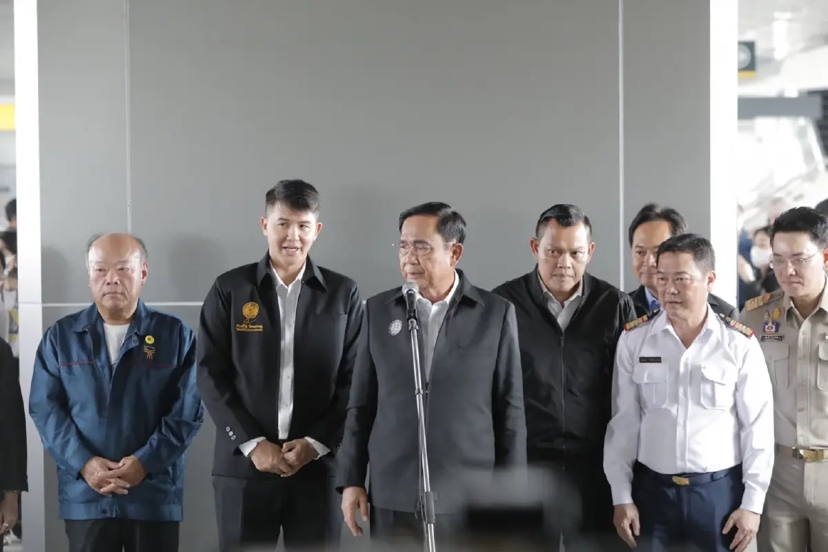 นายกฯ ปัดตอบหนี้รถไฟฟ้าสายสีเขียว 'บีทีเอส' ลุ้นสภา กทม.