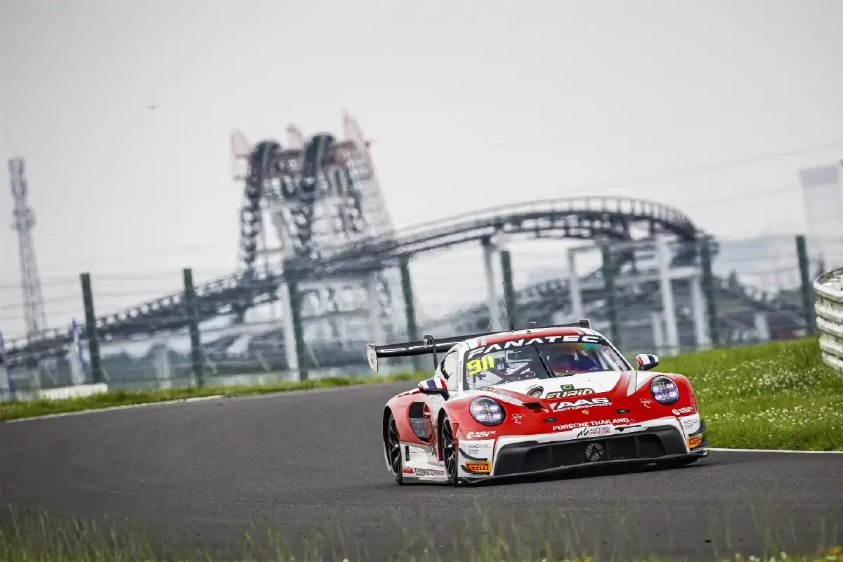 วุฒิกร และทีม AAS Motorsport คว้าชัยสนามที่ 3 'GT World Challenge Asia 2023'