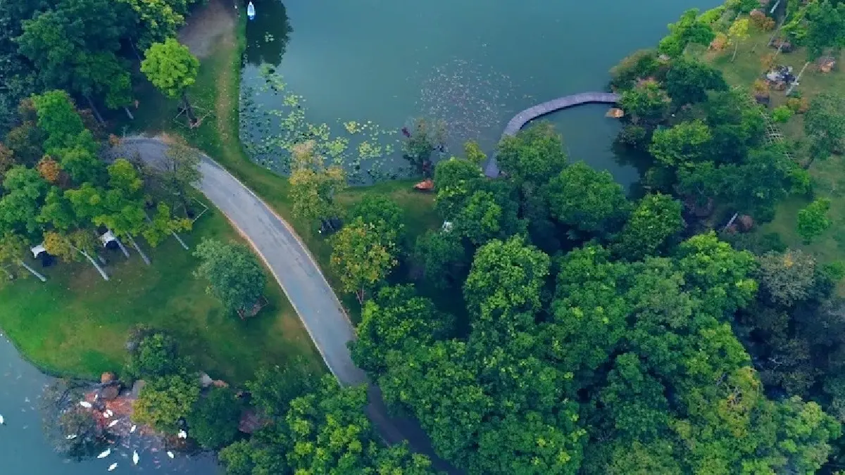 ทายาท ‘อุดมคุณธรรม’  เบ่งอาณาจักรครอบครัวสู่ธุรกิจน้ำแร่