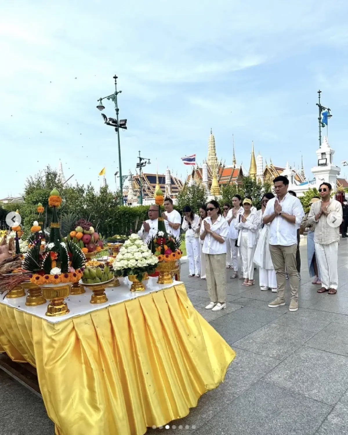 ‘อุ๊งอิ๊ง’ ทำบุญวันเกิด ขอพรพระให้ 'ทักษิณ' กลับบ้านปลอดภัย