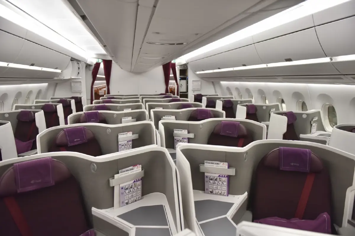 ‘การบินไทย’ เปิดตัวแอร์บัส ‘ภูเก็ต’ และ ‘เพชรบุรี’ เตรียมเสริมทัพฝูงบิน