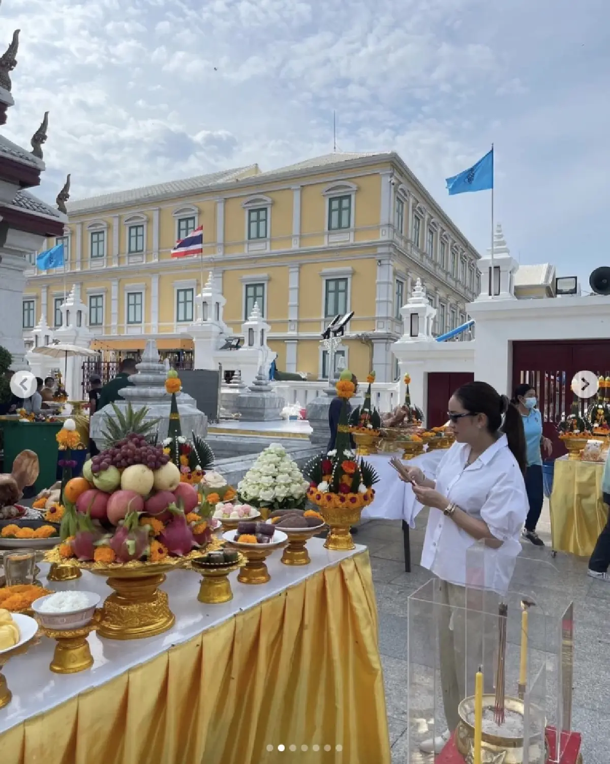 ‘อุ๊งอิ๊ง’ ทำบุญวันเกิด ขอพรพระให้ 'ทักษิณ' กลับบ้านปลอดภัย