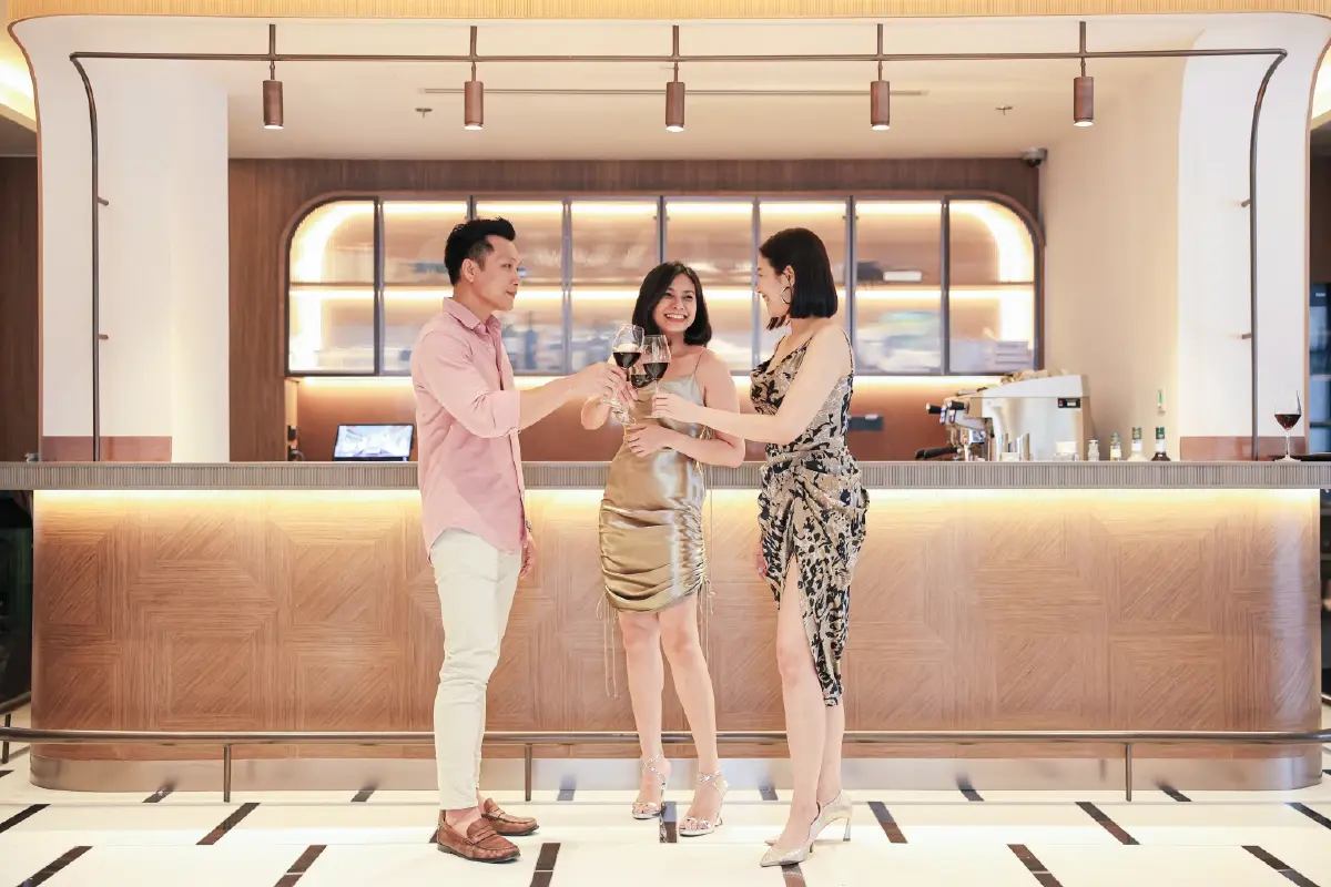 พบกับโปรโมชั่น “ไวน์ดาวน์ แอนด์ ดิสคัฟเวอร์” ที่ ทเวนตี้ แอน วัน กับไวน์ออร์แกนิค 3 ชนิด พร้อมเมนูทาป