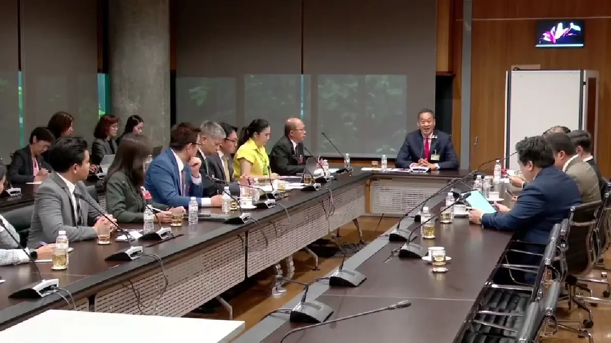 นายกฯ หารือ รมว.ท่องเที่ยว วางแผนรับมือทัวร์จีน หลังเปิดฟรีวีซ่า