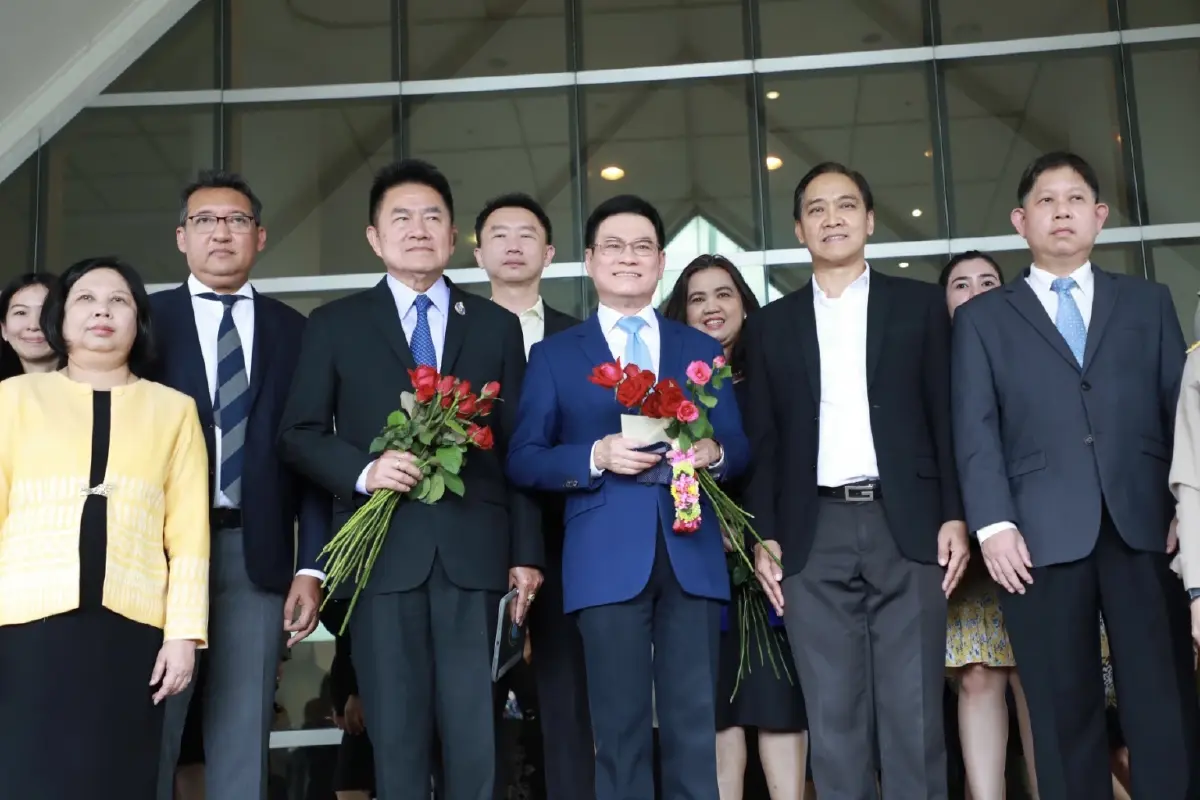 “จุรินทร์”อำลาตำแหน่ง  ขอให้ขรก.ยึดมั่นในการทำหน้าที่เพื่อประเทศ