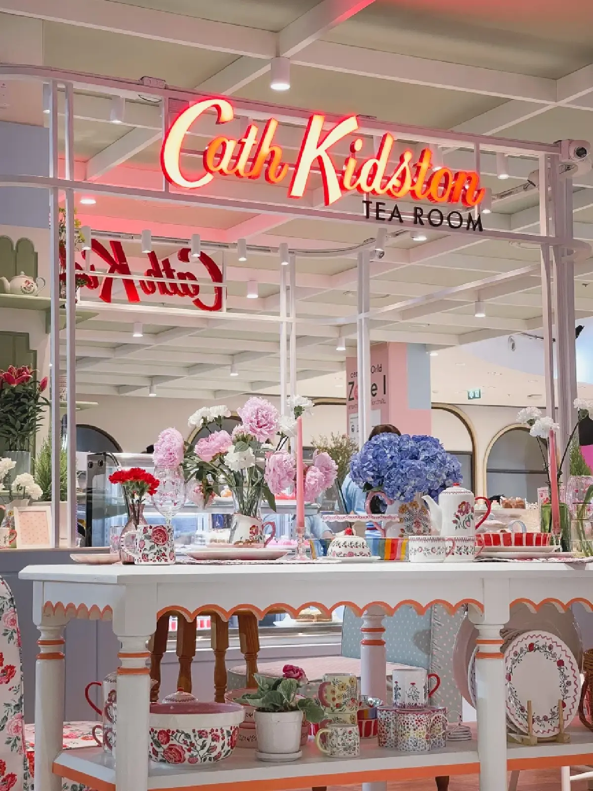 ธนจิรา กรุ๊ป นำแฟชั่น สู่เครื่องดื่ม-ฟู้ด ผนึกเชฟดัง เปิด ‘Bread Street’