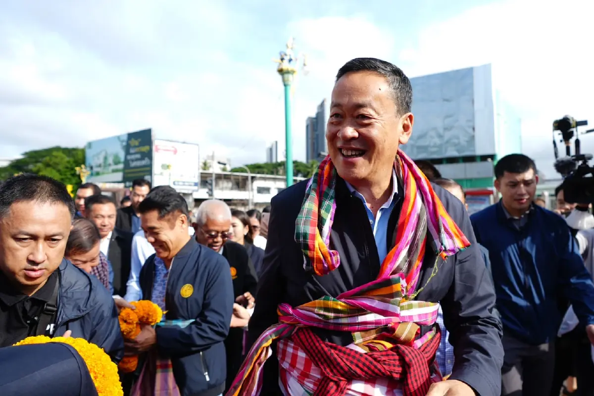 “นายกฯ” ลุยอีสาน แก้แล้ง ชาวบ้านเชียร์ “เศรษฐา” พา ปชช.เป็นเศรษฐี