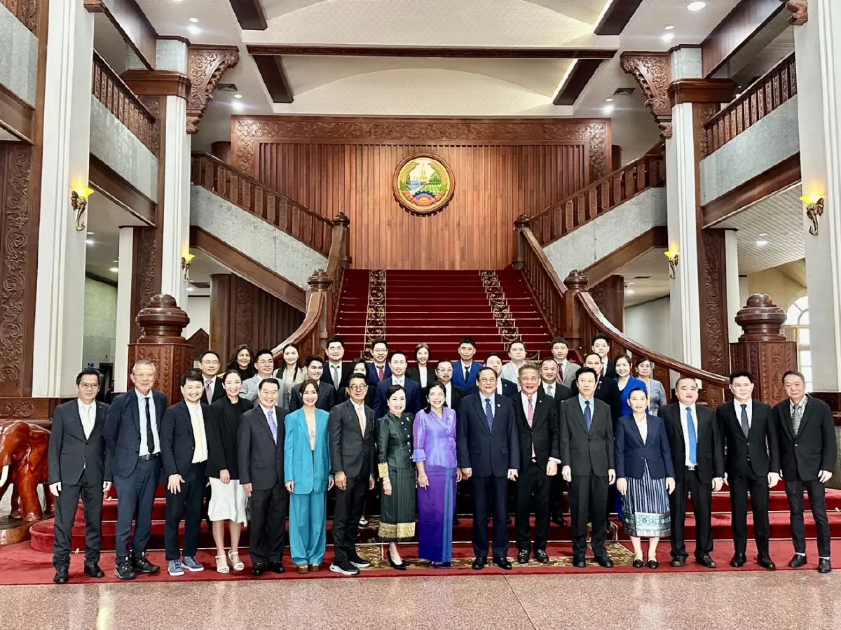 'สุดารัตน์' นำนักธุรกิจไทยเข้าพบ 'นายกฯลาว' ส่งเสริมความร่วมมือการลงทุน