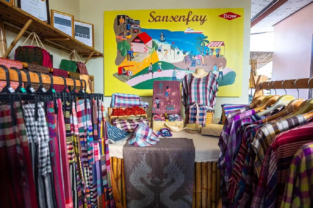 Dow ชูผ้าไทยท้องถิ่นระยองที่น่ารู้จัก