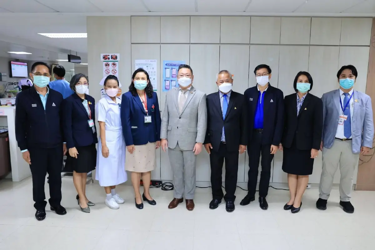 “พิพัฒน์ รมว.แรงงาน” ห่วงใย มอบที่ปรึกษา เยี่ยมลูกจ้างบาดเจ็บ