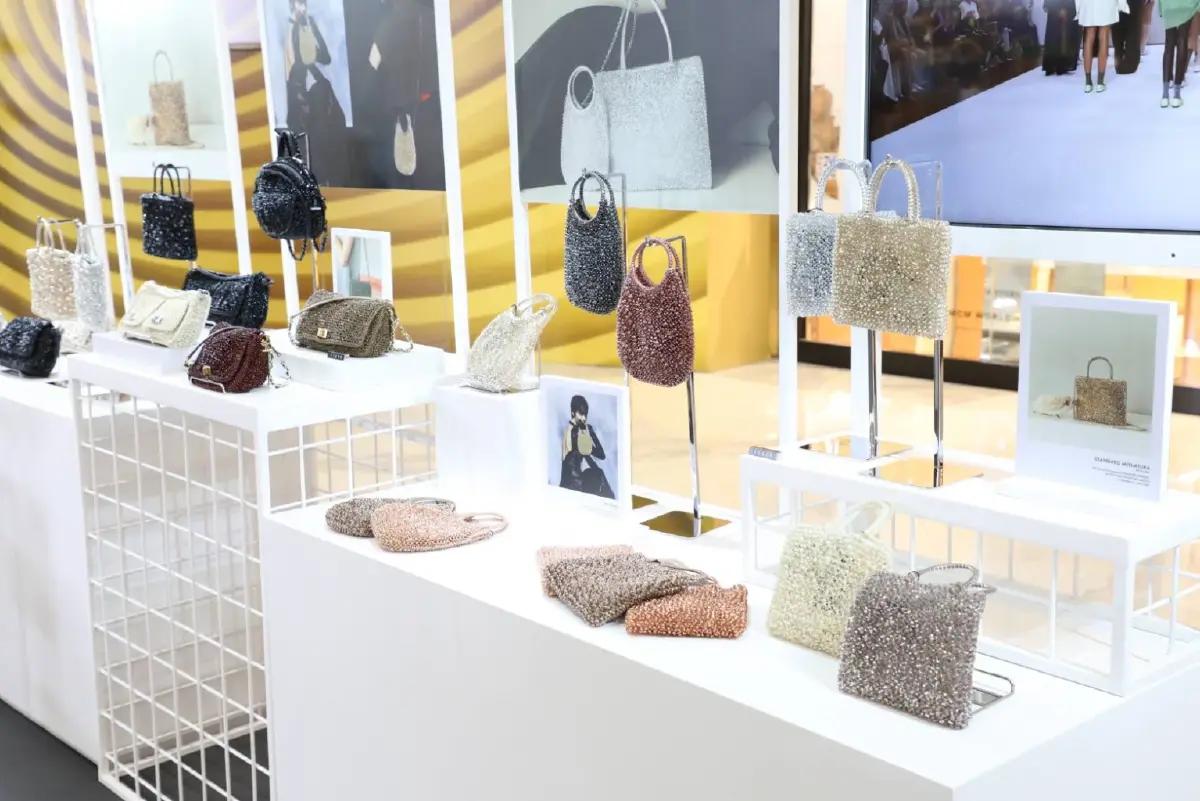 สยาม ทาคาชิมายะ อิมพอร์ตแบรนด์ดัง ANTEPRIMA (แอนทิพรีม่า)