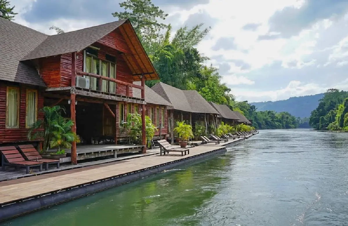 แนะนำ 10 ที่พักกาญจนบุรี ที่ไม่ควรพลาด