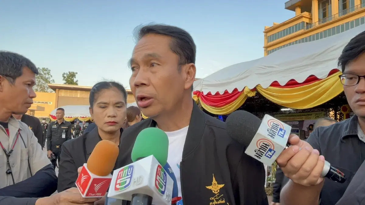 'สุทิน'เปิดโครงการ “ปีใหม่ ทหารใหม่ โอกาสใหม่“ ร่วมผัดกะเพรา 'ผบ.เหล่าทัพ'