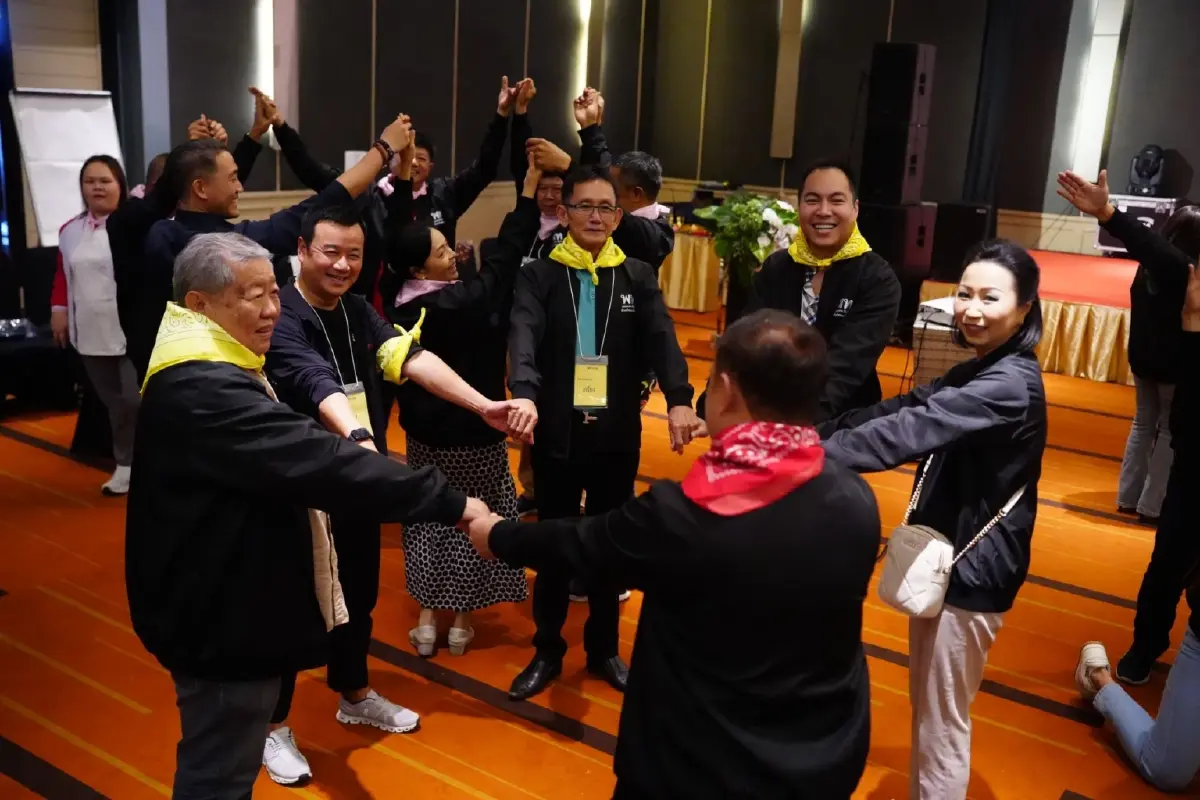 พท.จัดสัมมนาลดช่องว่างระหว่างวัย- 'อิ๊ง'ลั่นเริ่มนับ1ไปด้วยกัน