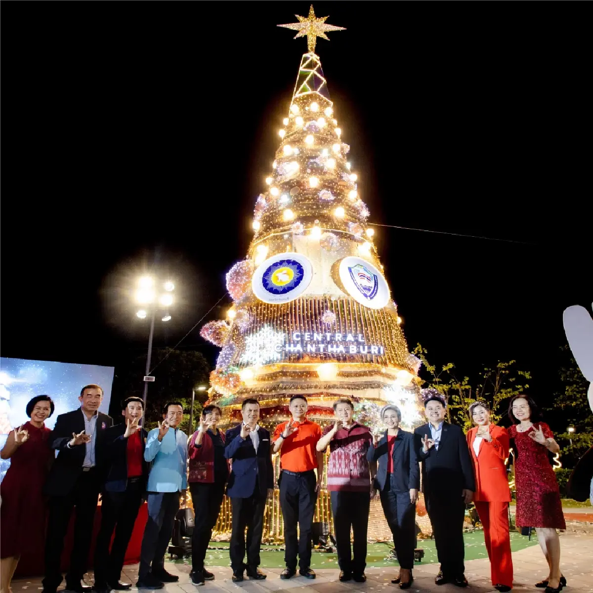 เปิดวาร์ปจุดเช็คอินต้นคริสต์มาสแห่งปี แข่งไอเดียปัง ฉลองปีใหม่ทั่วไทย