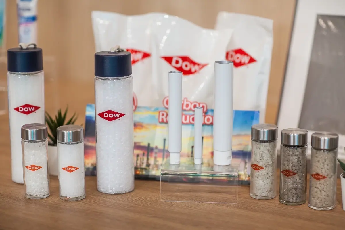 คาโอรุกตลาดผู้บริโภคสายรักษ์โลก  จับมือ SCGC และ Dow