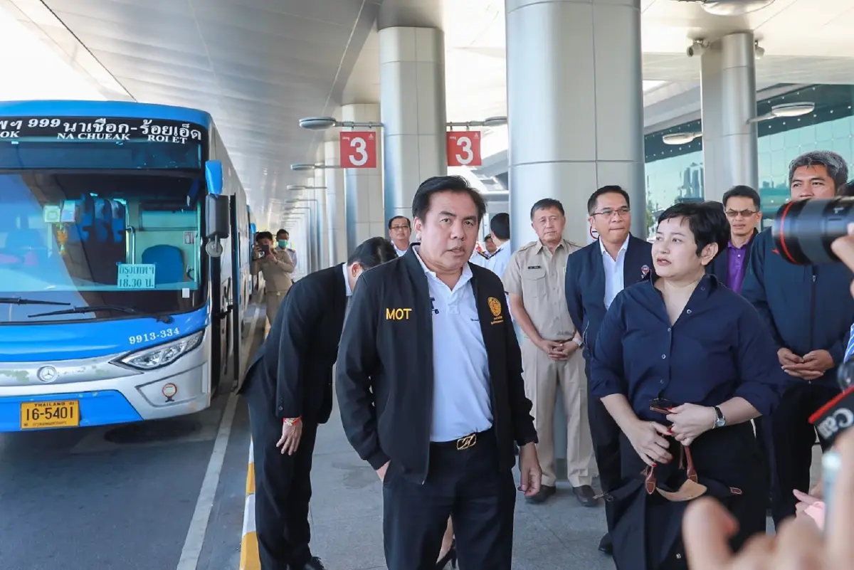 'สุรพงษ์' สั่งเจรจาเอกชนเพิ่มเวลาเปิดรถไฟฟ้า รับดีมานด์เที่ยวปีใหม่