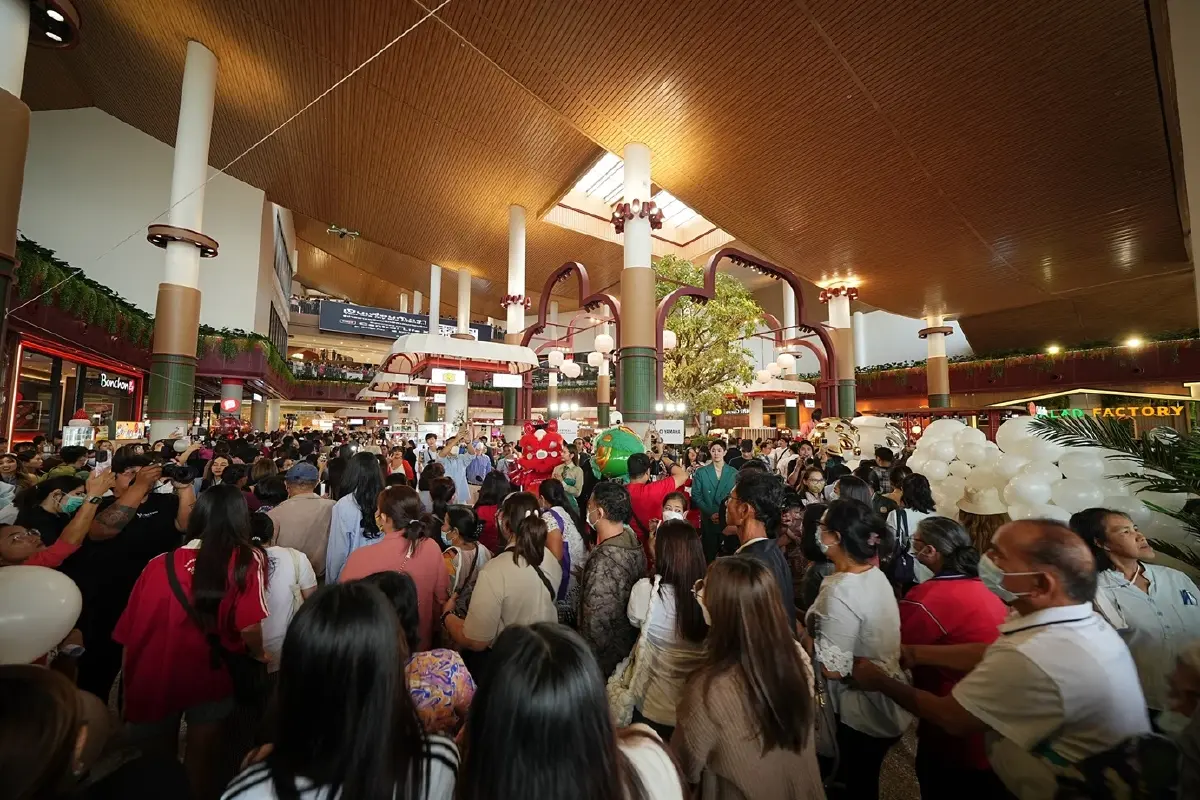 เซ็นทรัลนครสวรรค์ วันนี้เปิดวันแรก บรรยากาศเป็นแบบไหน ดูเลย