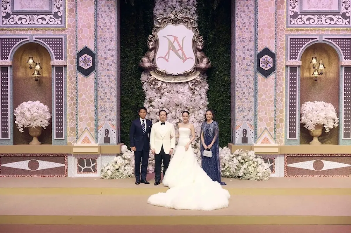 พิธีฉลองสมรสพระราชทานระหว่าง ‘อัยยวัฒน์ ศรีวัฒนประภา-นันทิสา ตันยงค์เวช’