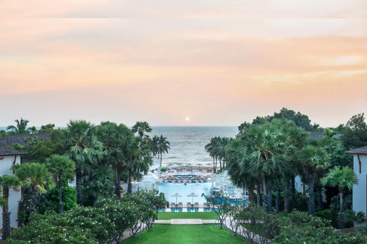 ‘พราว กรุ๊ป’ เปิดโฉมใหม่ ‘อินเตอร์คอนติเนนตัล หัวหิน รีสอร์ท’ ฉลอง 15 ปี