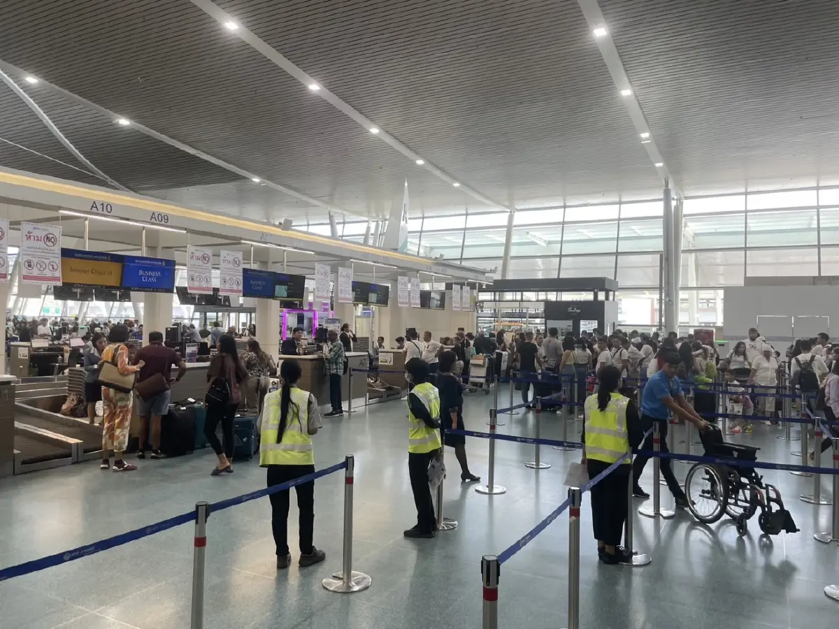 พรุ่งนี้ ! 'คมนาคม' นัดถก 6 สายการบิน แก้ปมตั๋วเครื่องบินแพง