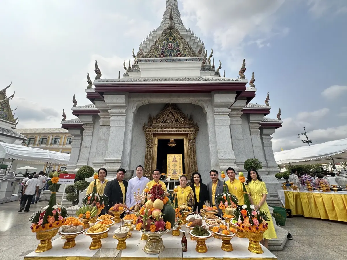 ทิพยกรุ๊ป ร่วมกราบสักการะพระแก้วมรกต บวงสรวงศาลหลักเมืองกรุงเทพฯ