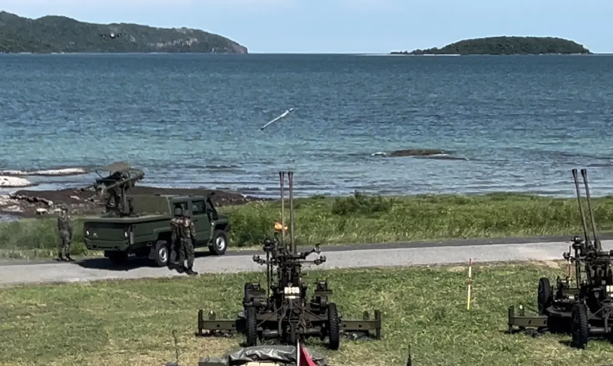 'สุทิน'ให้ 10 เต็ม 'ทบ.- ทอ.' โชว์ซ้อมรบเสมือนจริง