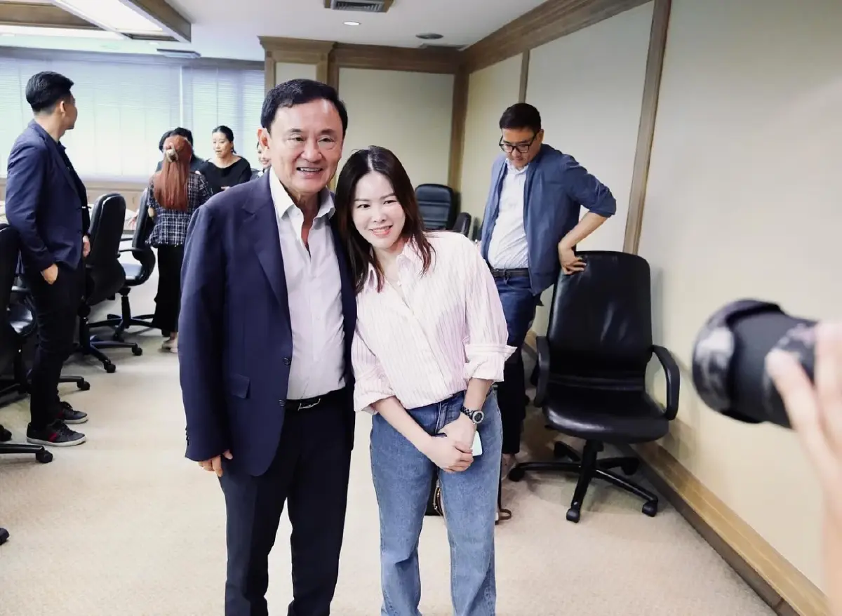 'ทักษิณ' เข้าพรรคเพื่อไทยบรรยายสส. คนรุ่นใหม่ หลักสูตร PTP Academy