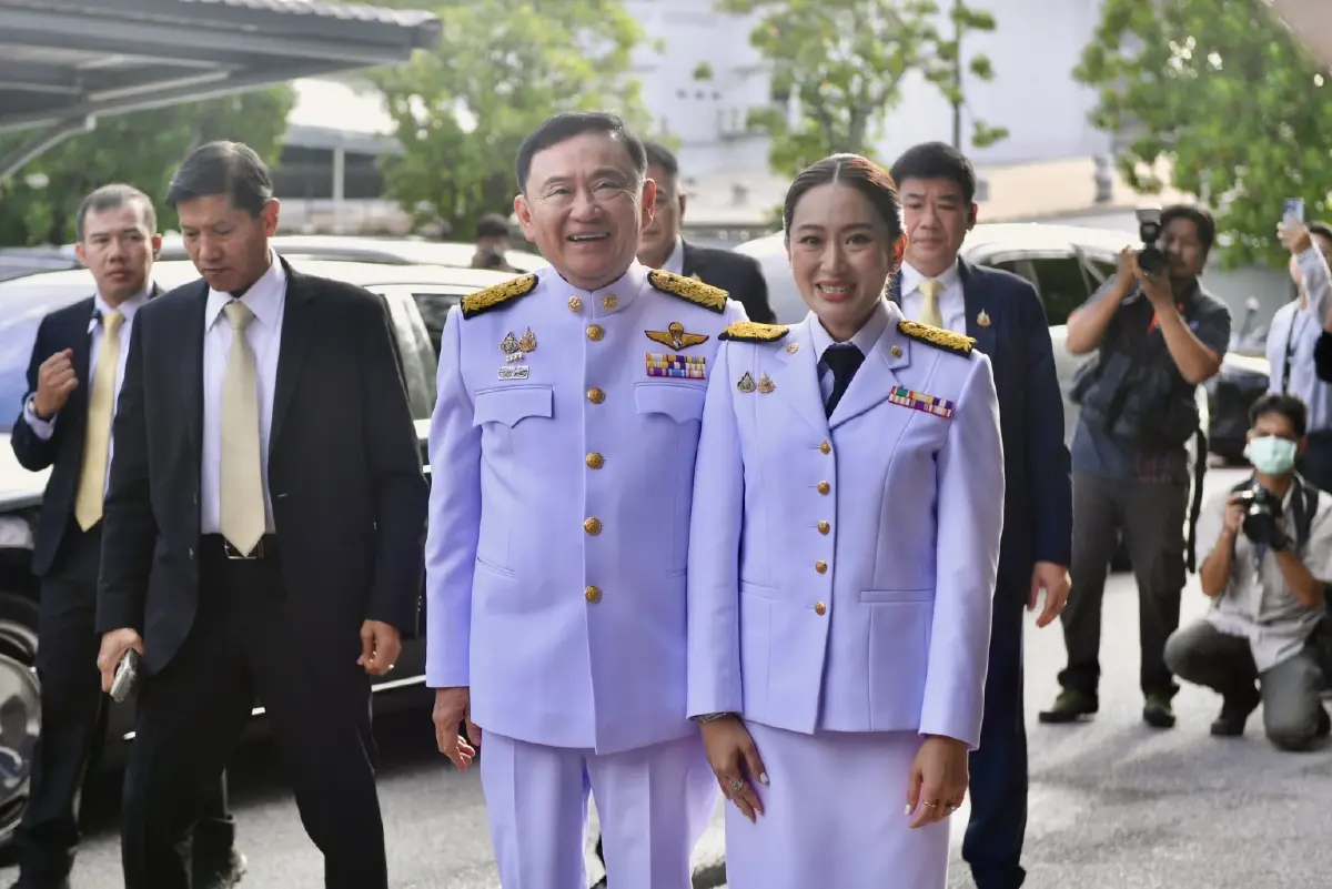 เสถียรภาพรัฐบาล พท.พุ่ง 348 ดูด ปชป.- พรรคเล็ก โดดเดี่ยว ‘ปชช.’ ฝ่ายค้านวูบ 145