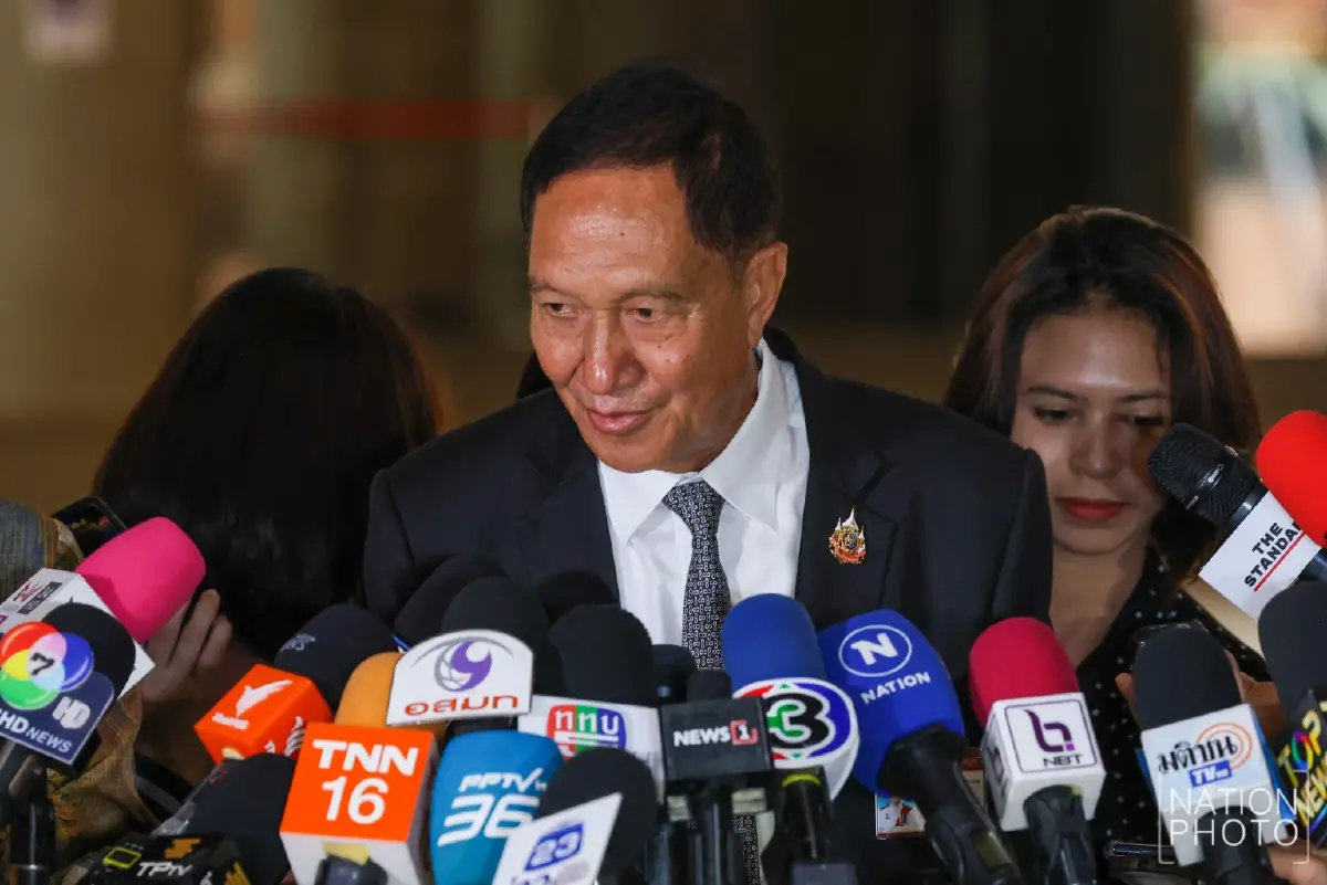 'พท.-ปชป.' ทิ้งอดีตไว้ข้างหลัง รับเทียบเชิญ ร่วมรัฐบาล