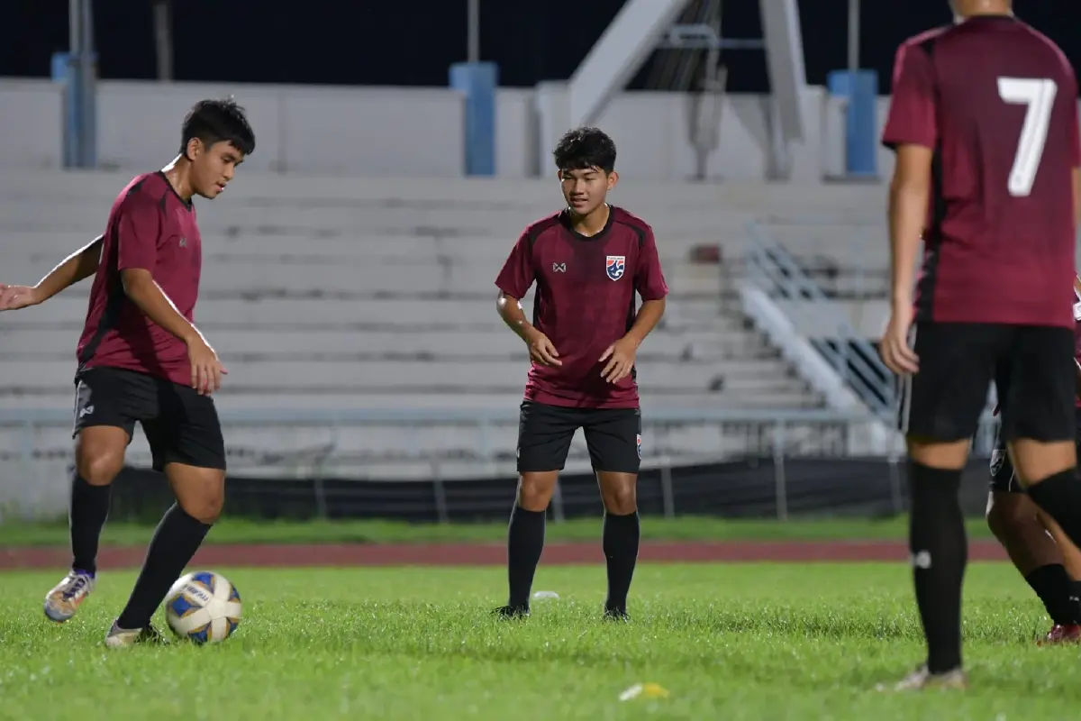 ถ่ายทอดสด ฟุตบอล ทีมชาติไทย U17 พบ อินเดีย ชิงแชมป์เอเชีย วิเคราะห์บอล ดูบอลสด