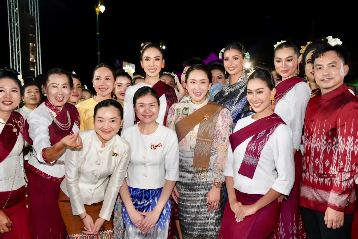 ‘บั้งไฟพญานาค 2567’ นายกฯ อิ๊งค์ เยือนหนองคาย คืนออกพรรษา ‘ซูเปอร์ฟูลมูน’