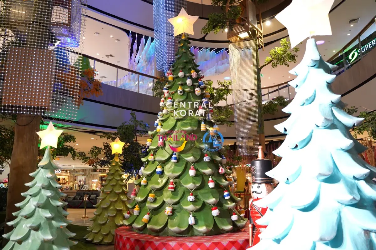 เปิดแล้ว 40 แลนมาร์คต้นคริสต์มาส ที่ศูนย์การค้าเซ็นทรัล ดึงคนไทยฉลองใหญ่