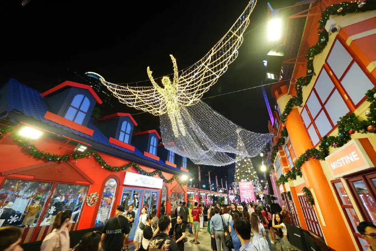 เปิดแล้ว 40 แลนมาร์คต้นคริสต์มาส ที่ศูนย์การค้าเซ็นทรัล ดึงคนไทยฉลองใหญ่