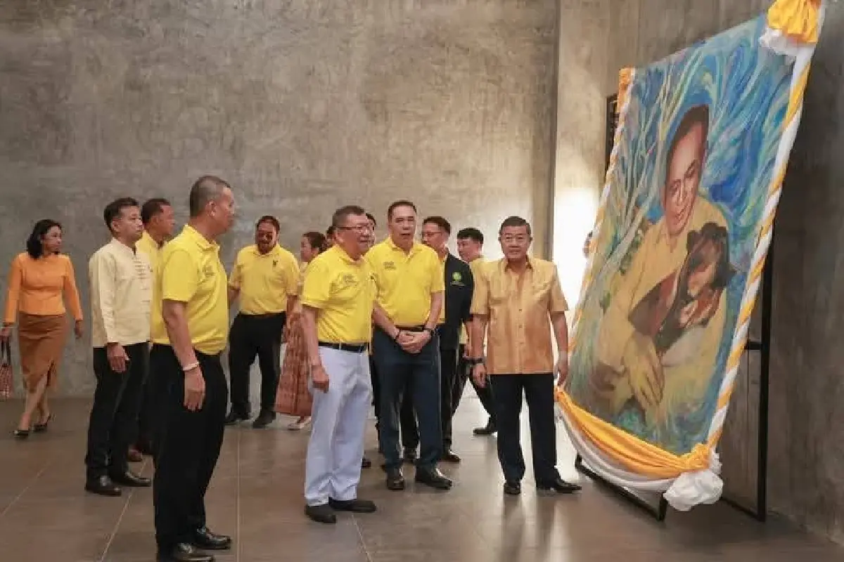 วันสุดท้าย พิพิธภัณฑ์การเกษตร เนืองแน่นอบอุ่นน้อมรำลึก ในหลวงราชกาลที่9