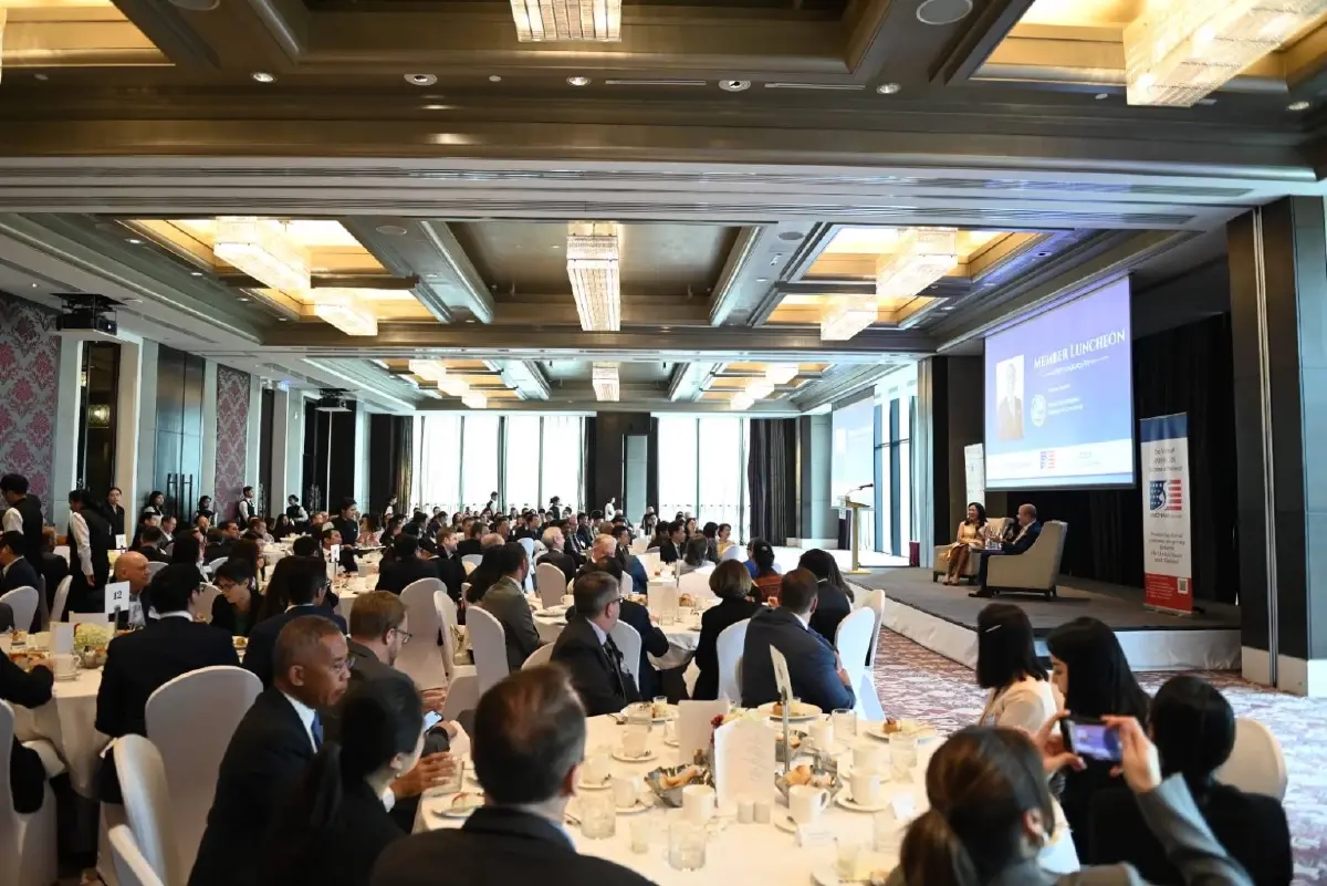 'พาณิชย์' เตรียมบุกสหรัฐ เจรจาสกัดขึ้นภาษีสินค้าส่งออกไทย