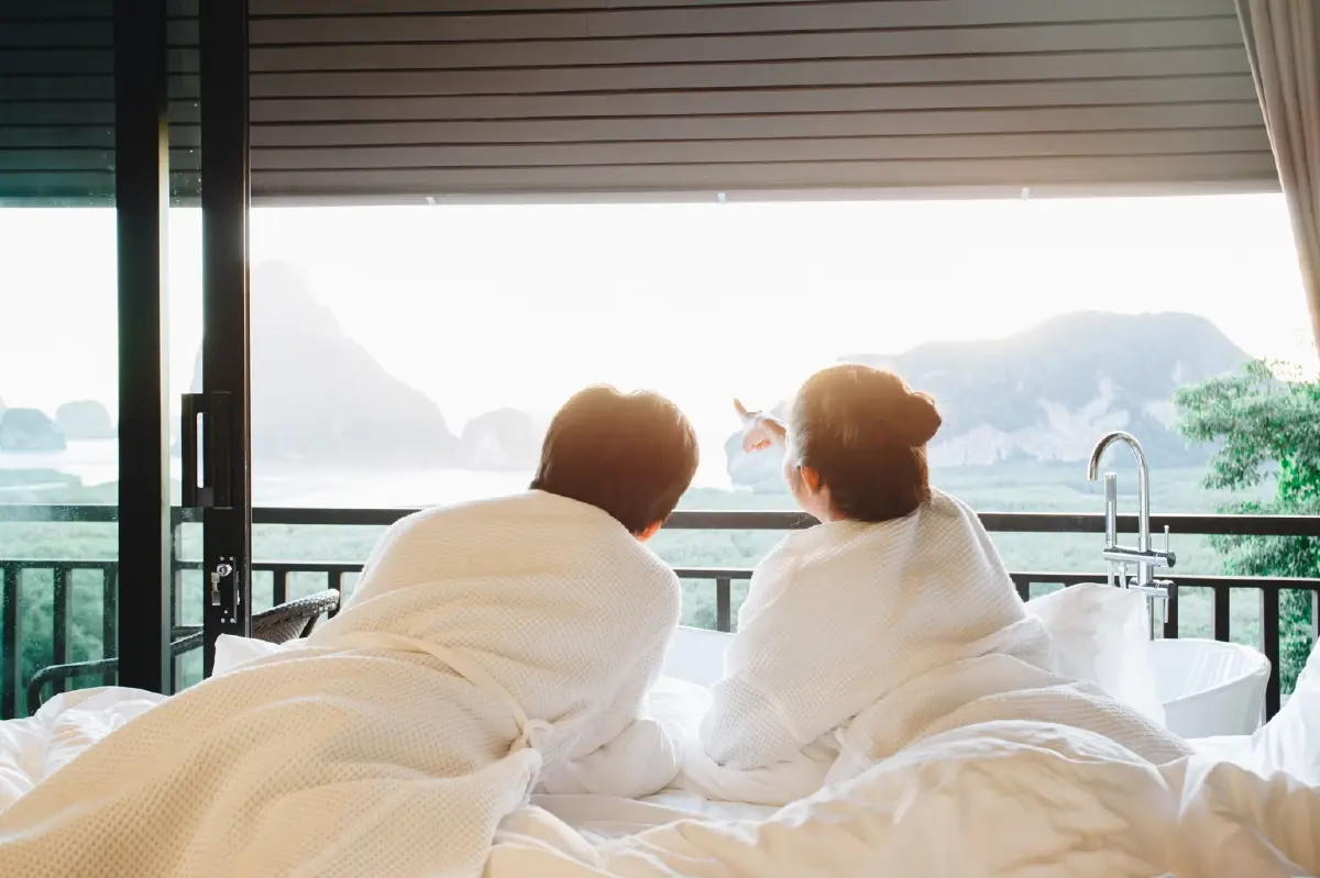 คนไทยเสพติดความลักซ์!  สินค้าหรูโตสวนกระแสไม่แคร์เศรษฐกิจทรุด