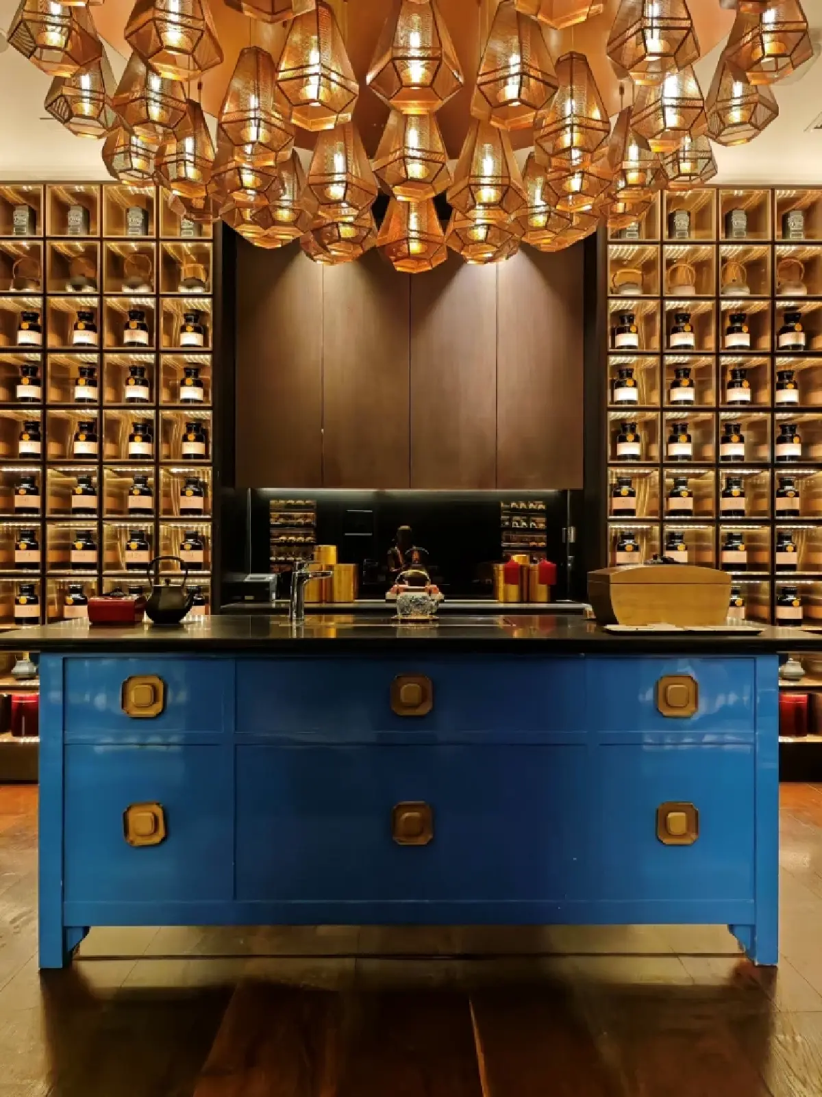 เปิดประสบการณ์ 4 ห้องอาหารสุดหรูที่ ‘โรสวูด’ พนมเปญ