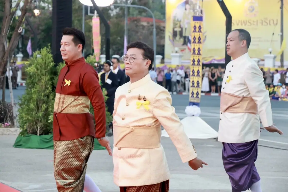 ในหลวง-ราชินี เสด็จฯ ไปในพิธีบายศรีทูลพระขวัญ ณ จังหวัดเชียงใหม่ 