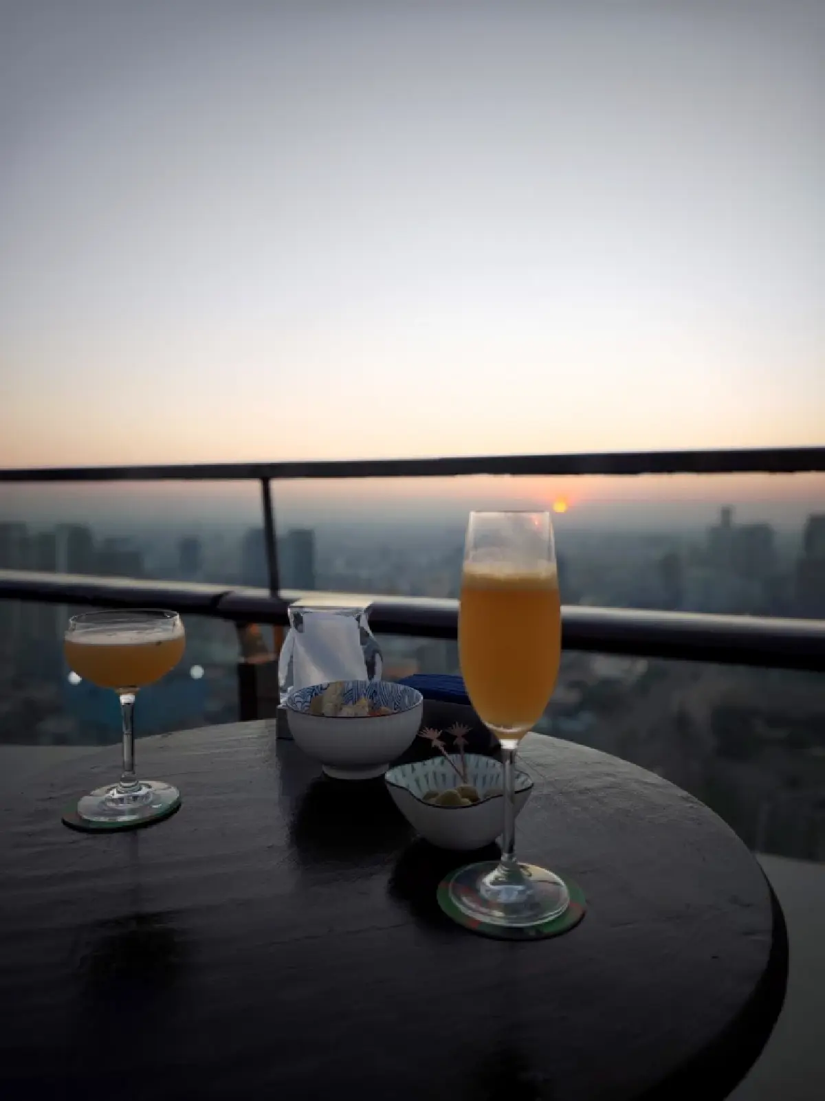 เปิดประสบการณ์ 4 ห้องอาหารสุดหรูที่ ‘โรสวูด’ พนมเปญ