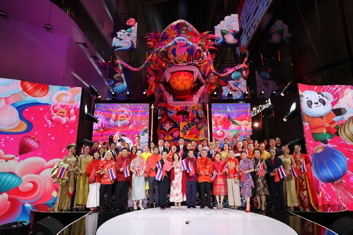 'เอ็ม ดิสทริค' ฉลองตรุษจีน 2568 สุดอลังการ ปักหมุดไทย แลนด์มาร์กท่องเที่ยว