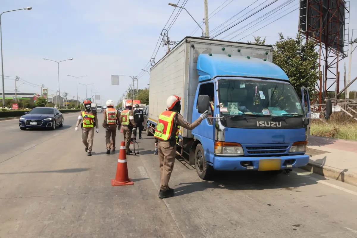 เริ่มบังคับแล้ว! รัฐบาล เข้ม ลดเวลาปรับปรุงรถควันดำ ภายใน 15 วัน