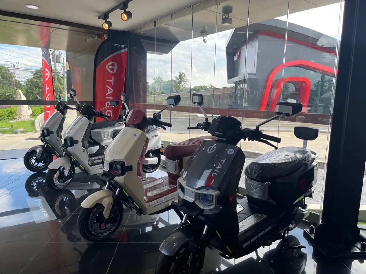 TAKUNI เปิดแผนธุรกิจปี 68 ลุยธุรกิจยานยนต์ไฟฟ้าครบวงจร ปูพรมขยายสาขา